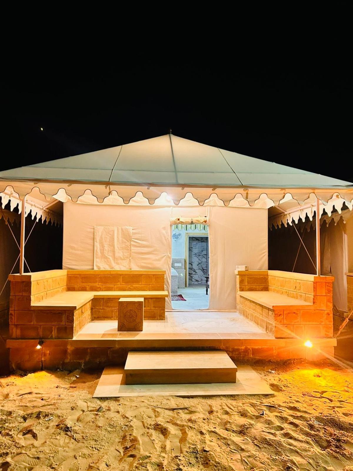 Jaisalmer Sand Dunes Luxury Camp And Resort Exteriör bild