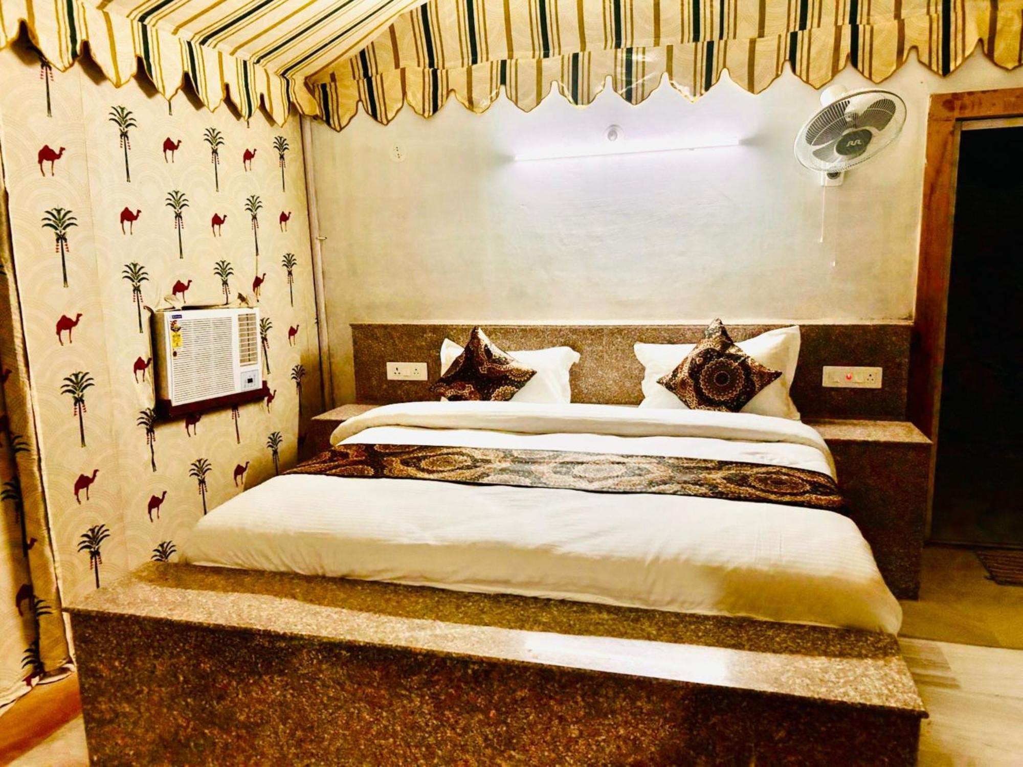 Jaisalmer Sand Dunes Luxury Camp And Resort Exteriör bild