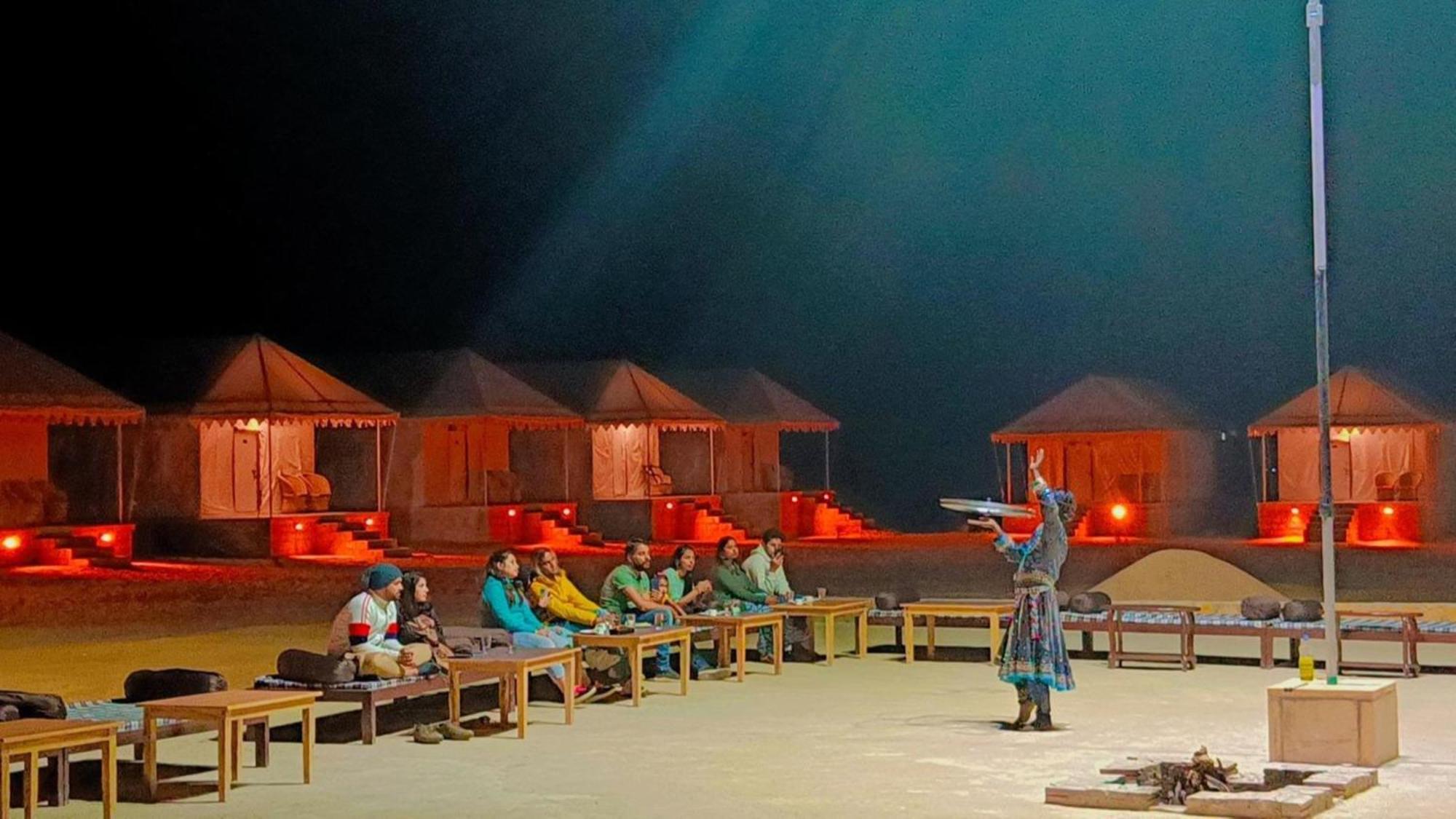 Jaisalmer Sand Dunes Luxury Camp And Resort Exteriör bild