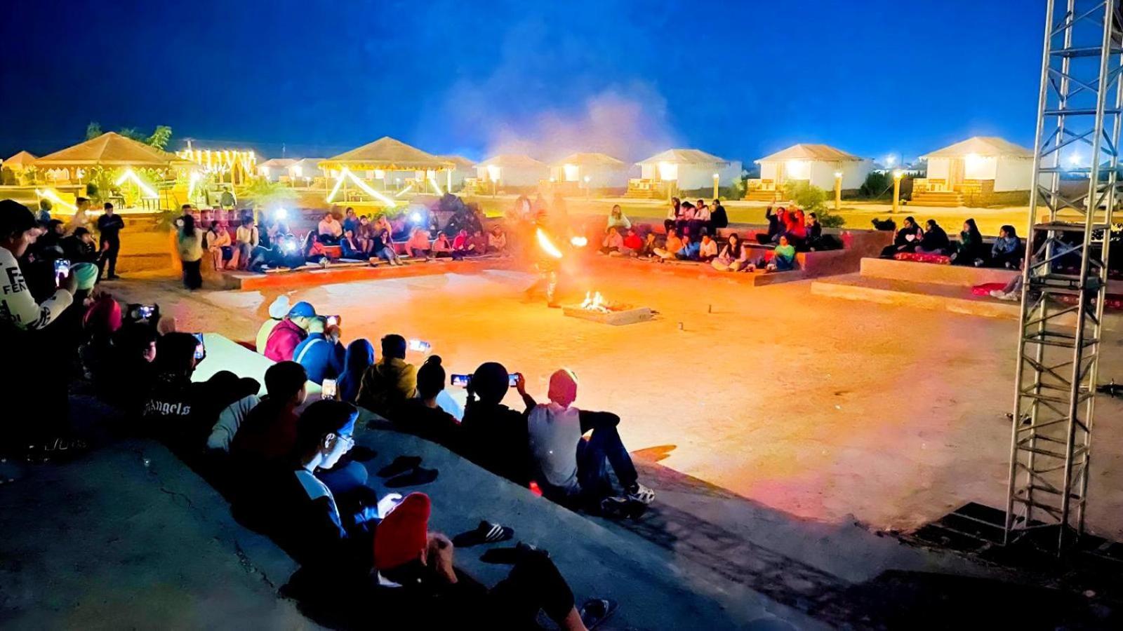 Jaisalmer Sand Dunes Luxury Camp And Resort Exteriör bild