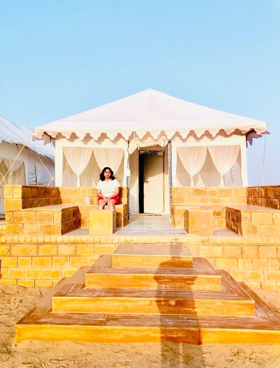 Jaisalmer Sand Dunes Luxury Camp And Resort Exteriör bild