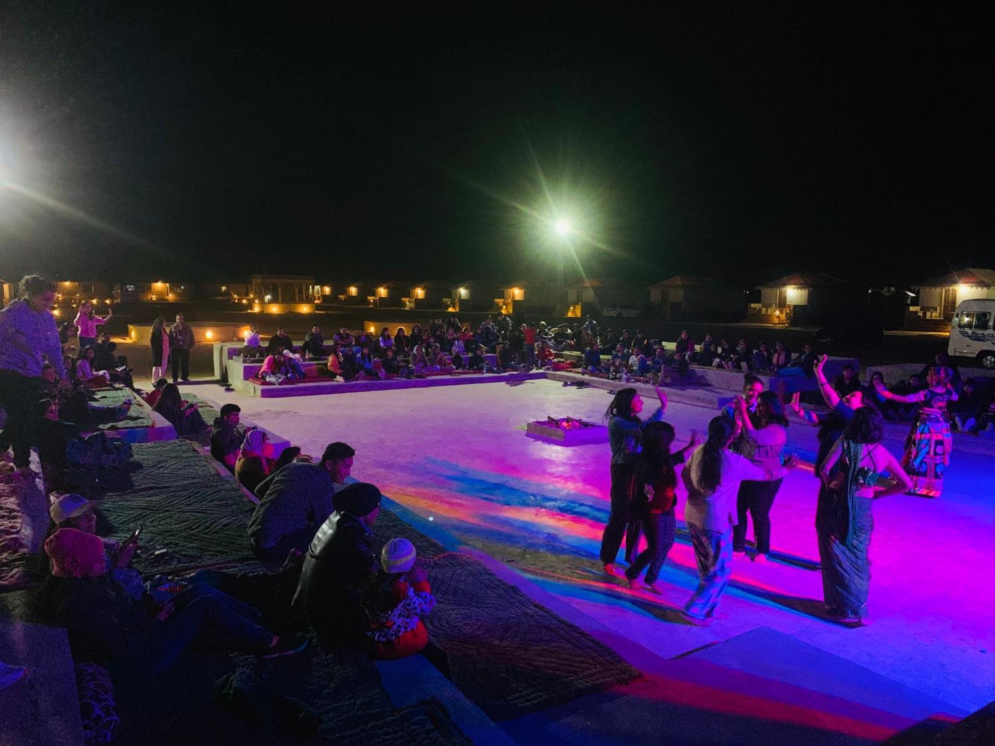 Jaisalmer Sand Dunes Luxury Camp And Resort Exteriör bild