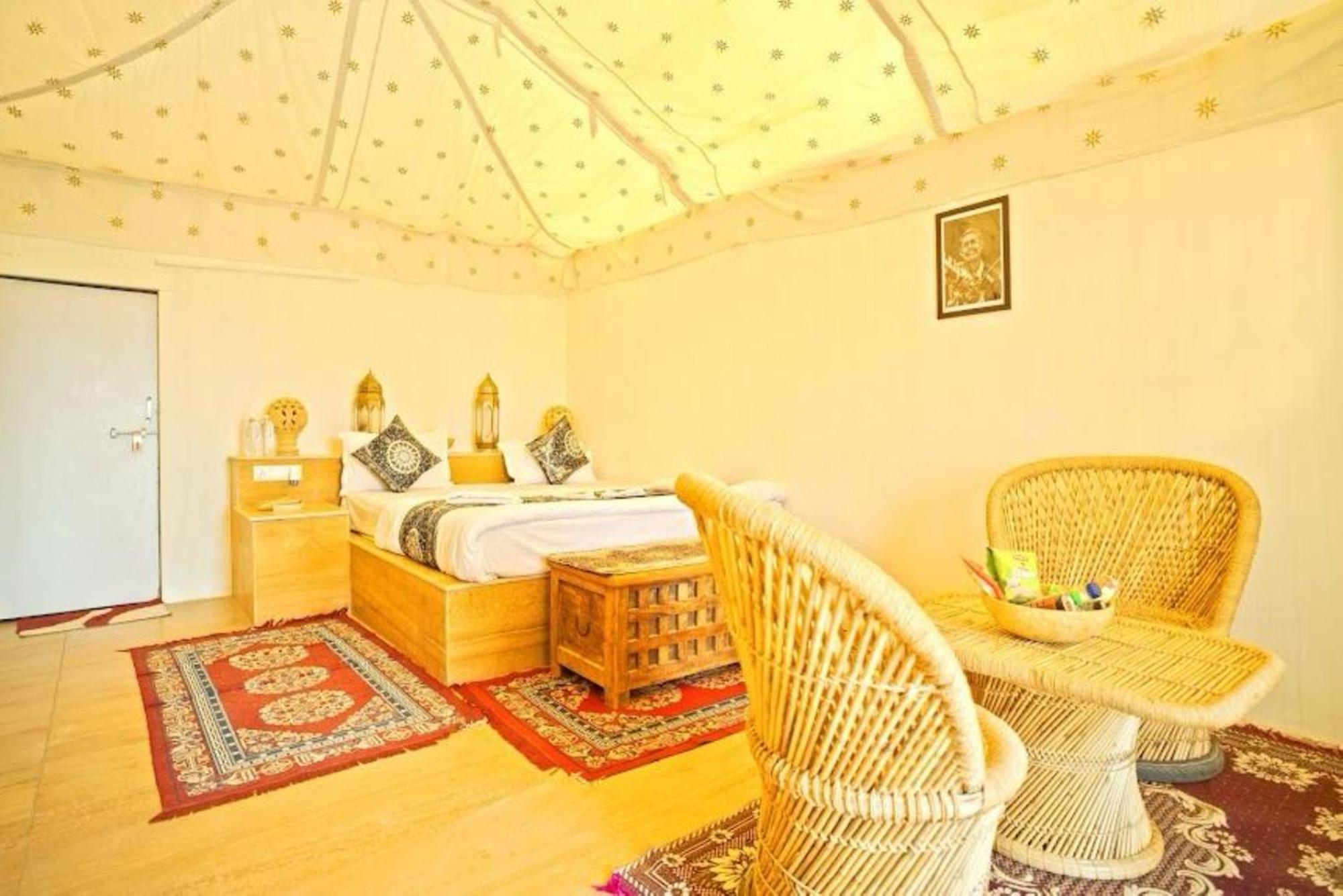 Jaisalmer Sand Dunes Luxury Camp And Resort Exteriör bild